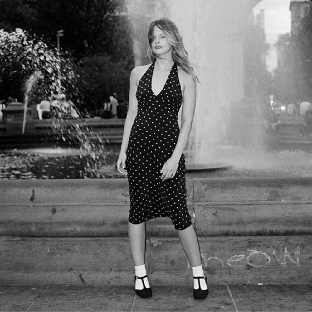 Realisation Par The Sadie in Petite Spot Noir - Picture 3 of 10